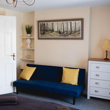 Vanity Ballycastle Diamond 2 Bedroom Apartment מראה חיצוני תמונה