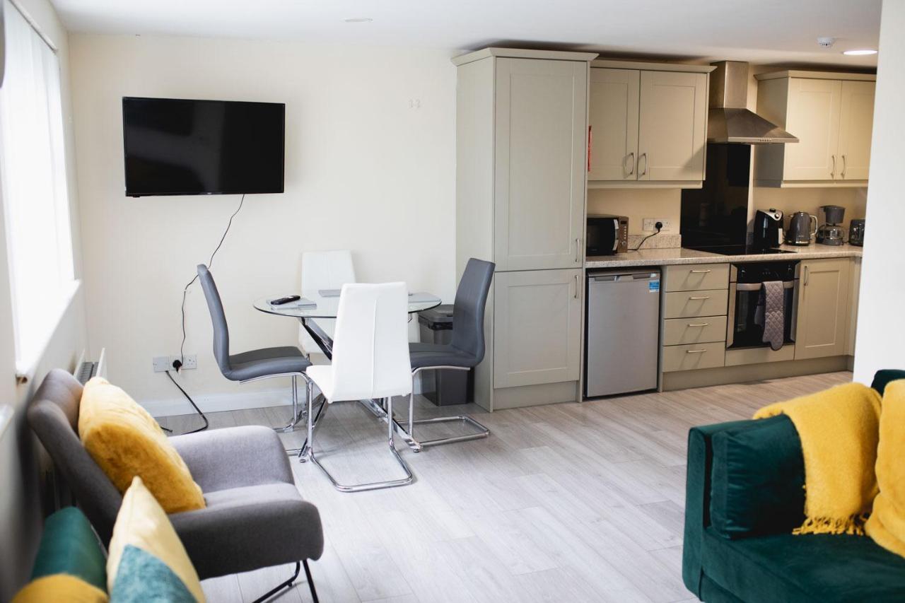 Vanity Ballycastle Diamond 2 Bedroom Apartment מראה חיצוני תמונה