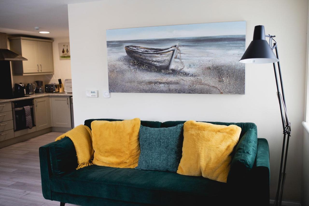 Vanity Ballycastle Diamond 2 Bedroom Apartment מראה חיצוני תמונה