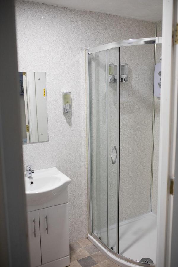 Vanity Ballycastle Diamond 2 Bedroom Apartment מראה חיצוני תמונה
