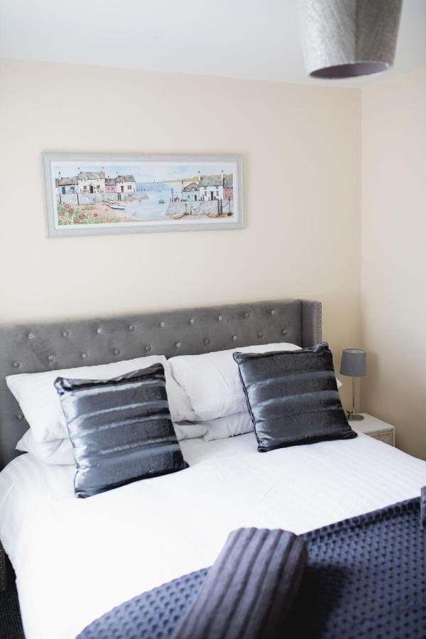 Vanity Ballycastle Diamond 2 Bedroom Apartment מראה חיצוני תמונה