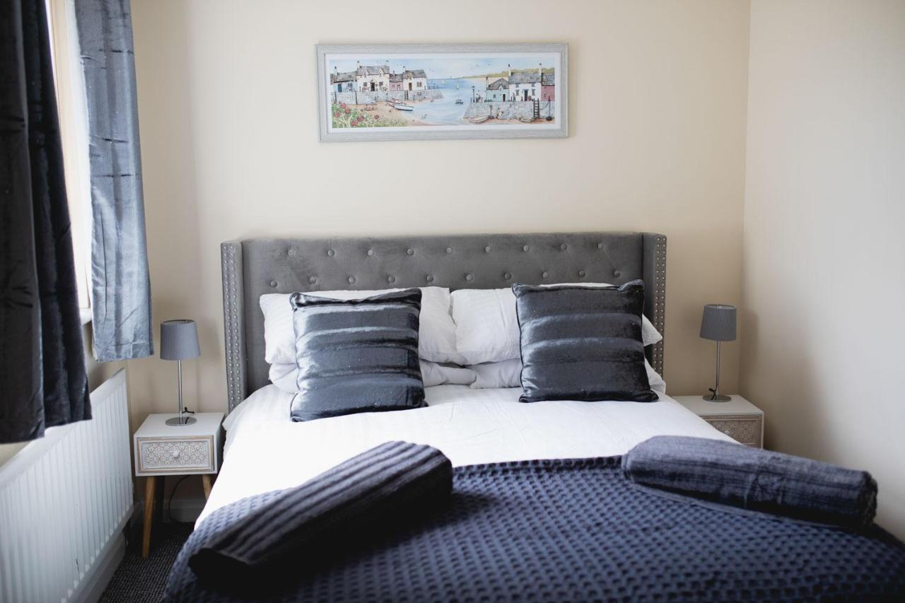 Vanity Ballycastle Diamond 2 Bedroom Apartment מראה חיצוני תמונה
